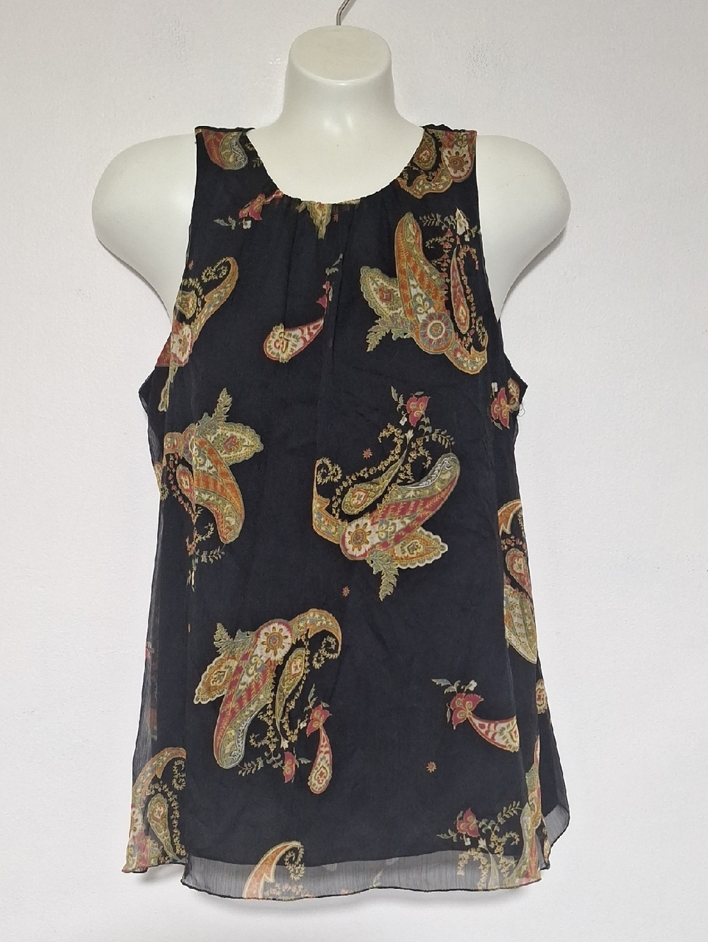 Vince Camuto Black Paisley Tank Top Blouse